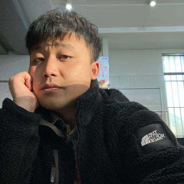 31岁岁湖南单身帅哥 - 上饶吉缘网