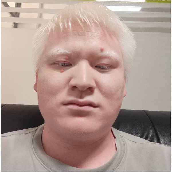 30岁岁安徽单身帅哥 - 上饶吉缘网